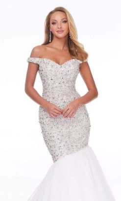 Ashley Lauren - 11042 Beaded Off Shoulder Trumpet Dress -Boutique Wedding Dress Store ashley lauren 11042 beaded off shoulder trumpet dress wedding dresses 15595378507859
