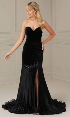 Christina Wu Elegance 17118 - Sweetheart Velvet Evening Dress -Boutique Wedding Dress Store christina wu elegance 17118 sweetheart velvet evening dress evening dresses 32334479327315