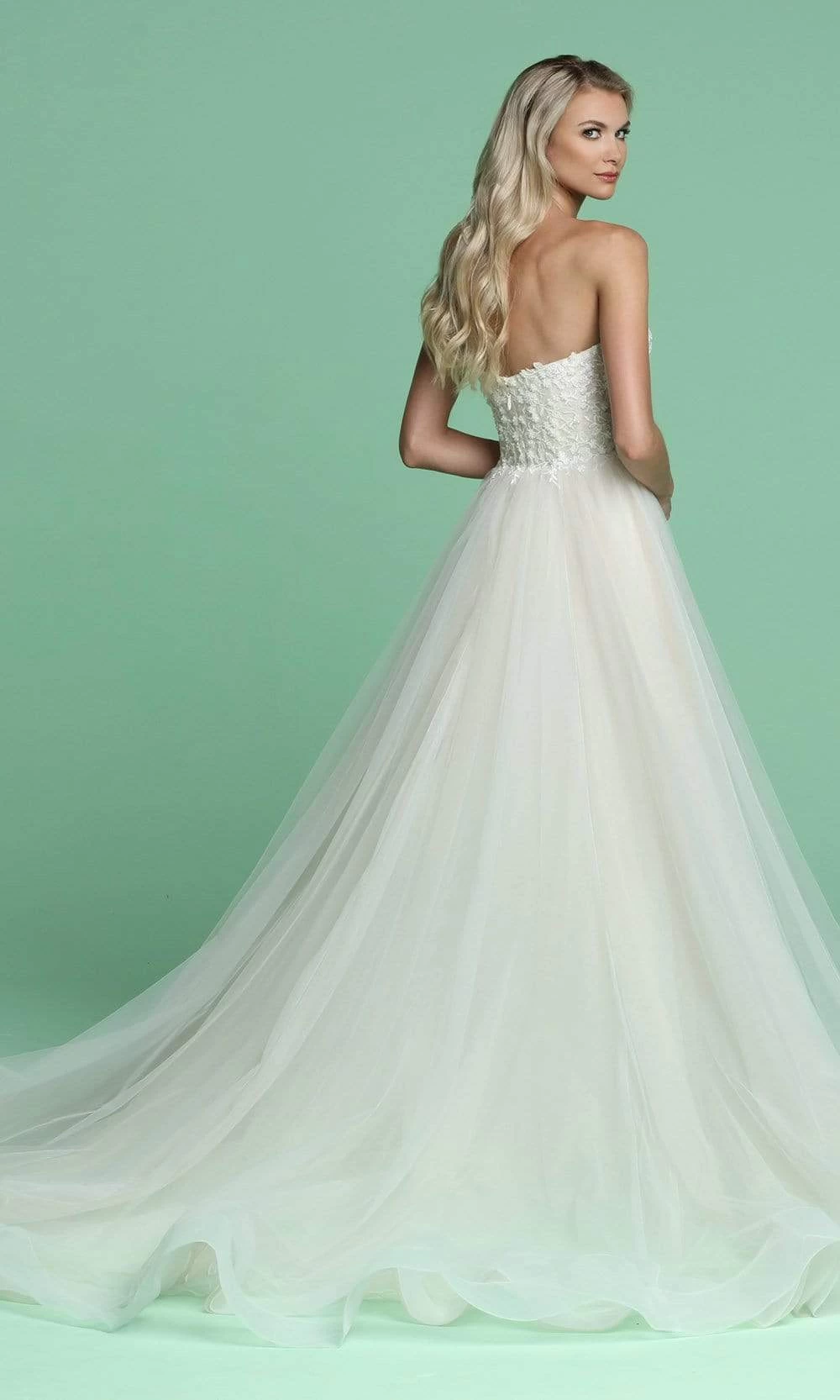 Da Vinci Bridal - 50614 Sweetheart Bodice Embroidered Bridal Gown 4 Da Vinci Bridal - 50614 Sweetheart Bodice Embroidered Bridal Gown - Image 2