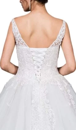 Dancing Queen Bridal - 72 Applique V-neck Ballgown -Boutique Wedding Dress Store dancing queen bridal 72 applique v neck ballgown wedding dresses 11047095500883