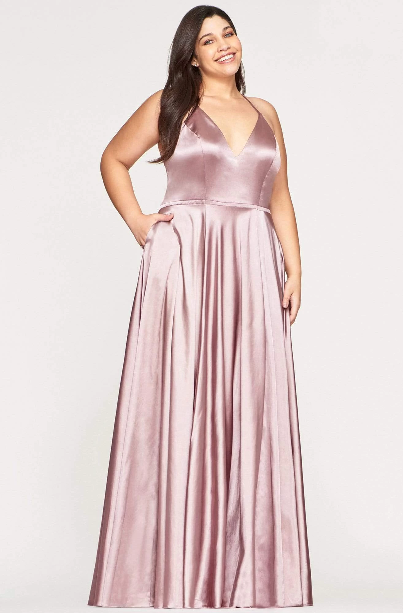 Faviana - 9469 Halter Neck Charmeuse A-line Dress 10 Faviana - 9469 Halter Neck Charmeuse A-line Dress - Image 8