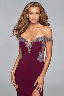 Faviana - S10001 Off-Shoulder Jersey Sheath Gown 15 Faviana - S10001 Off-Shoulder Jersey Sheath Gown -Boutique Wedding Dress Store faviana s10001 off shoulder jersey sheath gown evening dresses 5392740581433