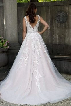 Rachel Allan Bridal - M636 Floral Appliqued Plunging Tulle Ballgown -Boutique Wedding Dress Store rachel allan bridal m636 floral appliqued plunging tulle ballgown wedding dresses 5486818754617